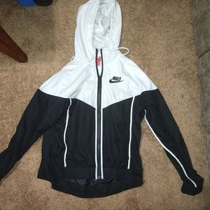 Nike windbreaker women's jacket